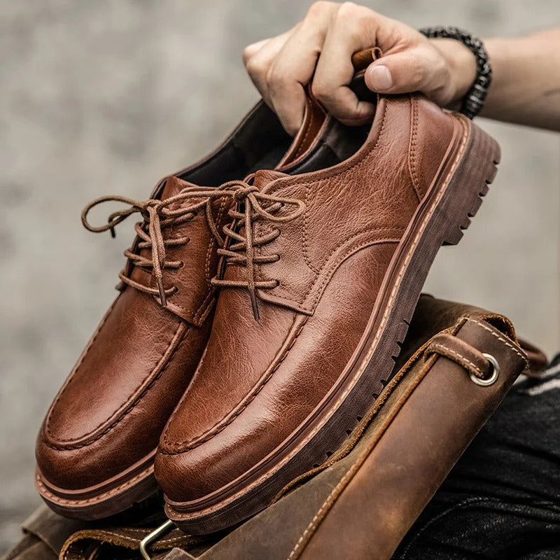 Wade™ | Vintage Moc-Toe Lace-Up Shoes