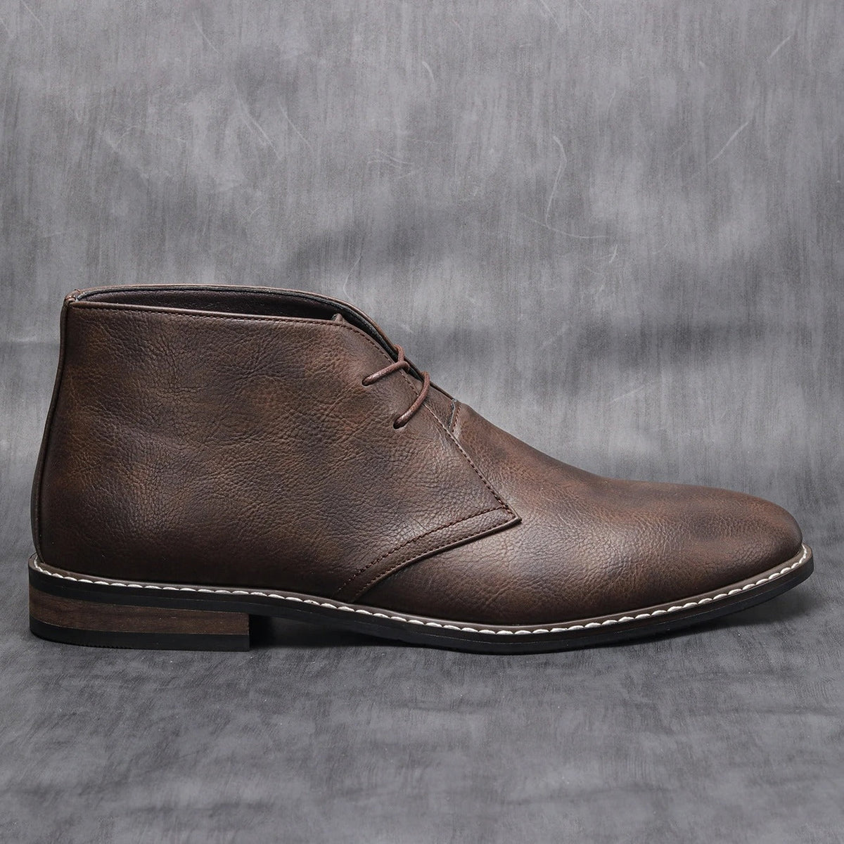 Clayton™ | Classic Chukka Boots
